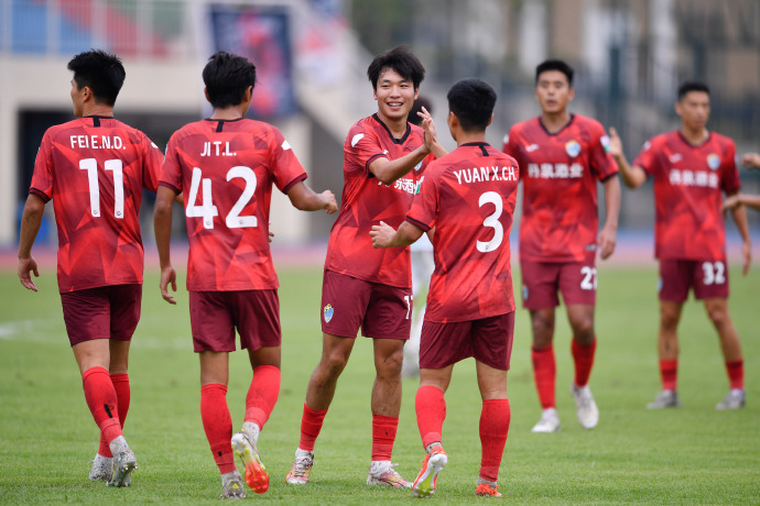 开云下载-🤙中乙杀手！申花租借至广西恒宸的小将费尔南多上演五子登科