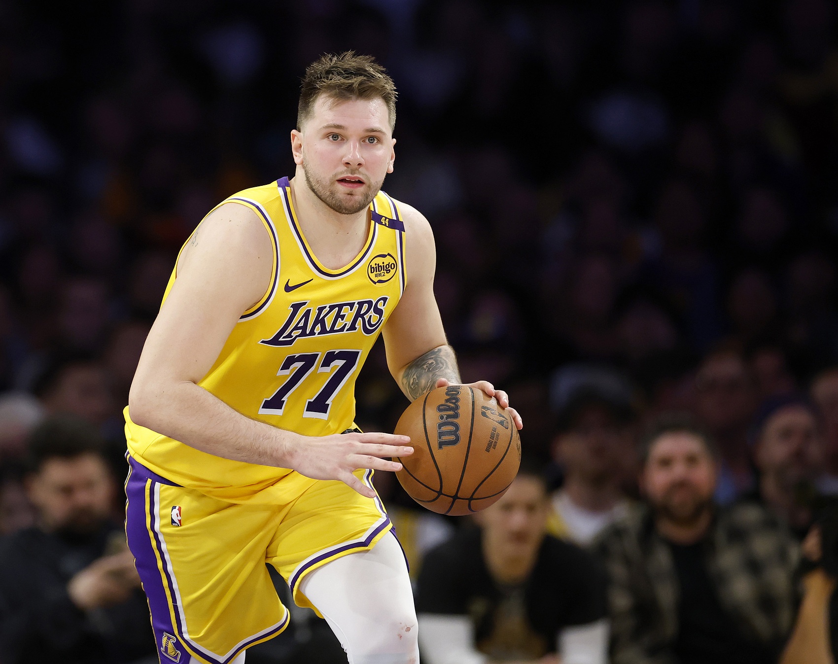 开云体育-费舍尔建言东契奇：持之以恒铸就冠军习惯，十年坚守成就伟业